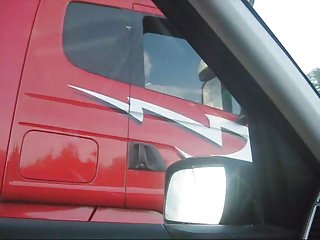 شکوه حشری جدید سیمون پستونی